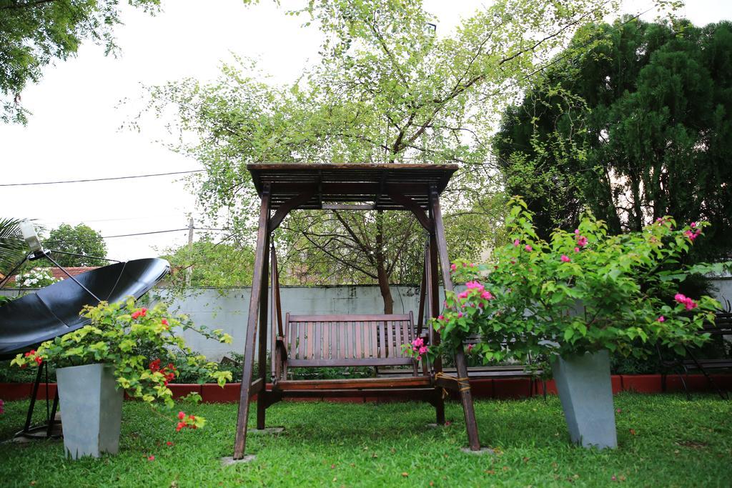 Ared Villa Katunayaka Ngoại thất bức ảnh