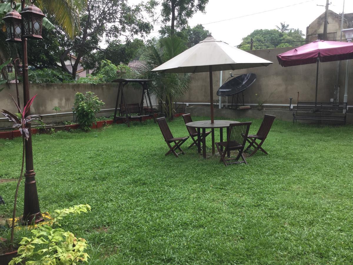Ared Villa Katunayaka Ngoại thất bức ảnh