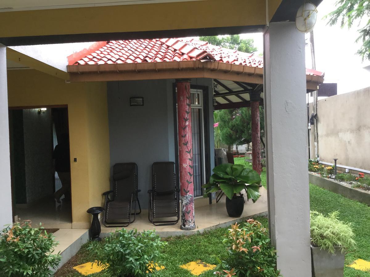 Ared Villa Katunayaka Ngoại thất bức ảnh
